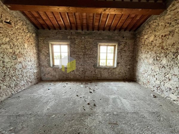 casa indipendente in vendita a San Giuliano Terme