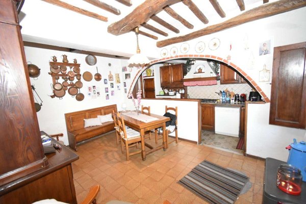 intera palazzina in vendita a San Giuliano Terme in zona Pappiana