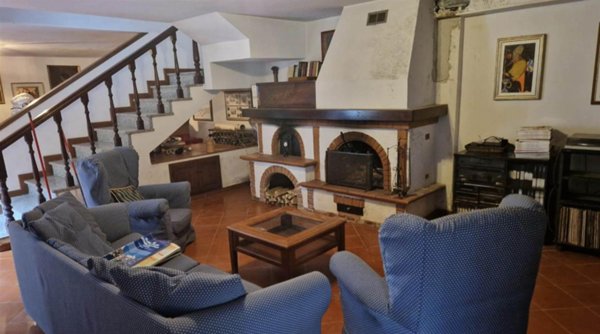 casa indipendente in vendita a San Giuliano Terme