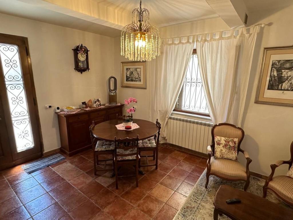 casa indipendente in vendita a San Giuliano Terme in zona Pappiana