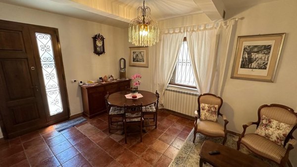 casa indipendente in vendita a San Giuliano Terme in zona Pontasserchio