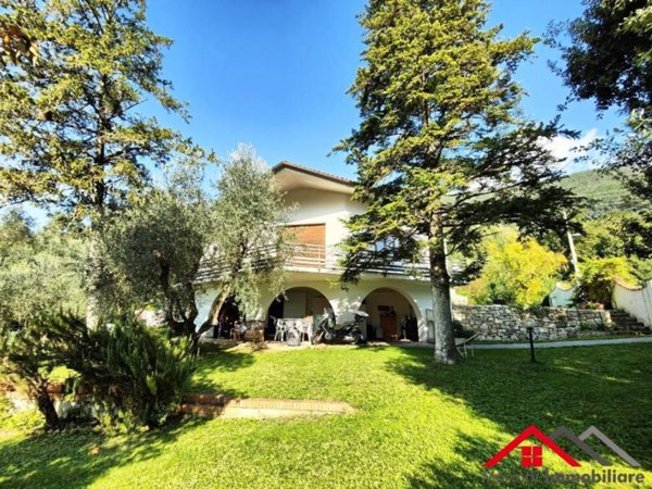 casa indipendente in vendita a San Giuliano Terme in zona Agnano