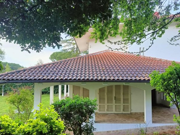 casa indipendente in vendita a San Giuliano Terme