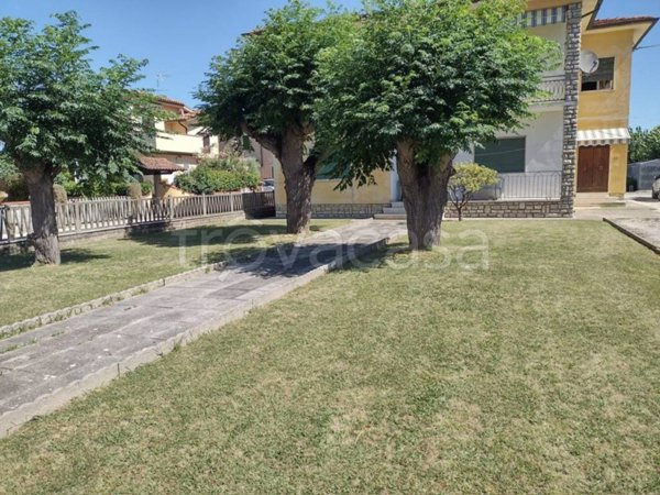 appartamento in vendita a San Giuliano Terme in zona Arena-Metato