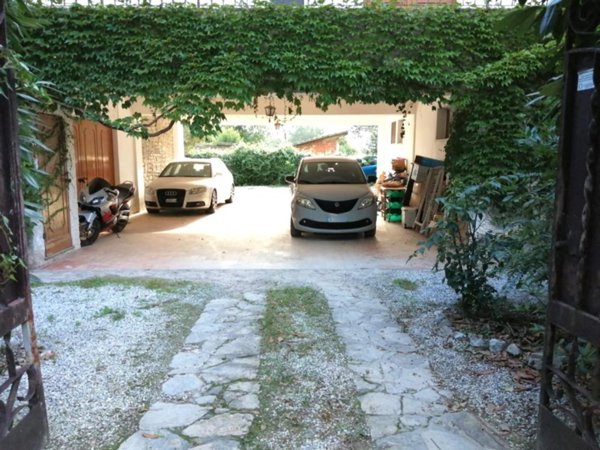 casa indipendente in vendita a San Giuliano Terme