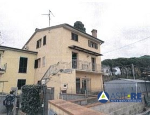 appartamento in vendita a San Giuliano Terme in zona Arena-Metato