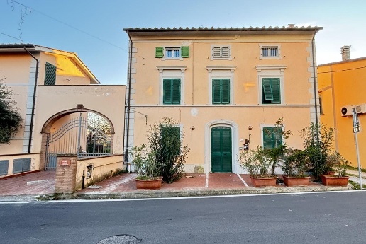 casa indipendente in vendita a San Giuliano Terme in zona Campo