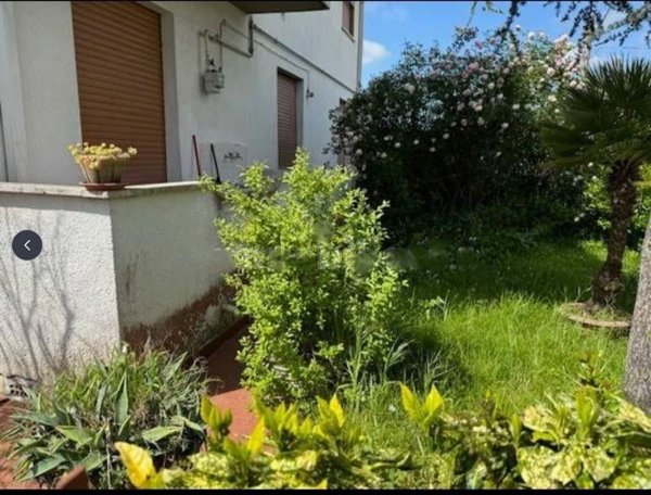 appartamento in vendita a San Giuliano Terme in zona Arena-Metato