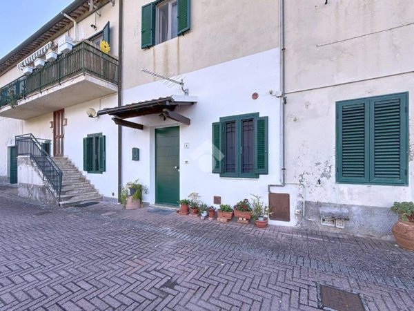 appartamento in vendita a San Giuliano Terme in zona Campo