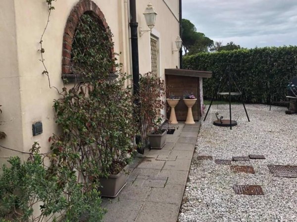 casa indipendente in vendita a San Giuliano Terme in zona Ghezzano