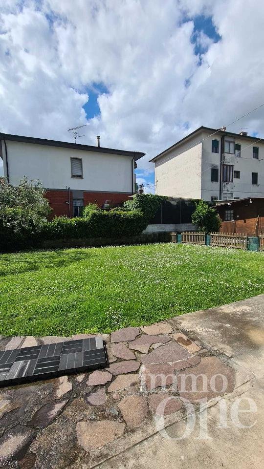 appartamento in vendita a San Giuliano Terme in zona Molina di Quosa