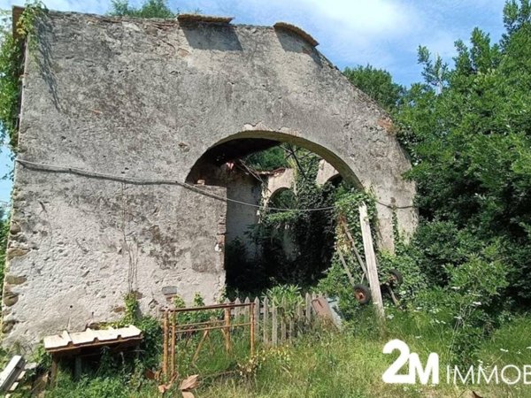 casale in vendita a San Giuliano Terme in zona Molina di Quosa