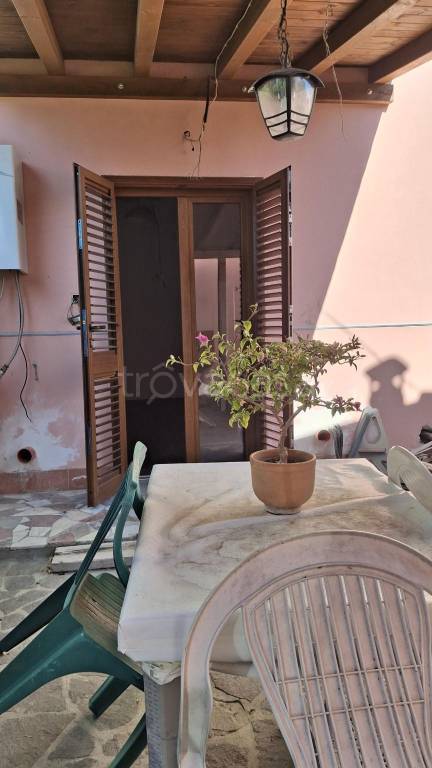 casa indipendente in vendita a San Giuliano Terme in zona Pontasserchio