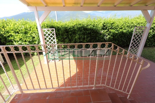 casa indipendente in vendita a San Giuliano Terme in zona Campo