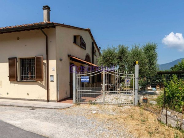 casa indipendente in vendita a San Giuliano Terme in zona Ghezzano