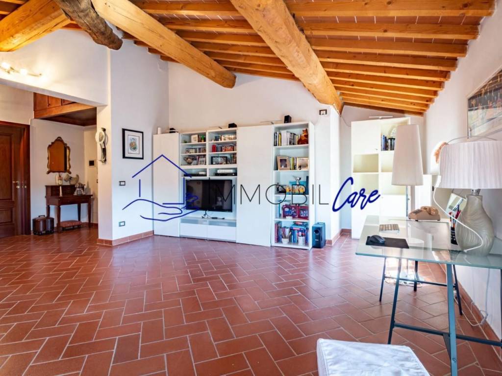 appartamento in vendita a San Giuliano Terme in zona Campo