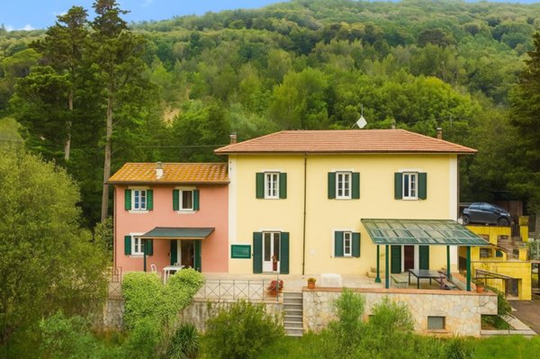 casa indipendente in vendita a San Giuliano Terme