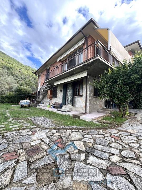 casa indipendente in vendita a San Giuliano Terme in zona Agnano