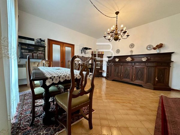 casa indipendente in vendita a San Giuliano Terme in zona Madonna dell'Acqua