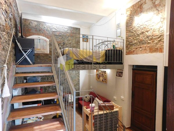 casa indipendente in vendita a San Giuliano Terme in zona Ripafratta