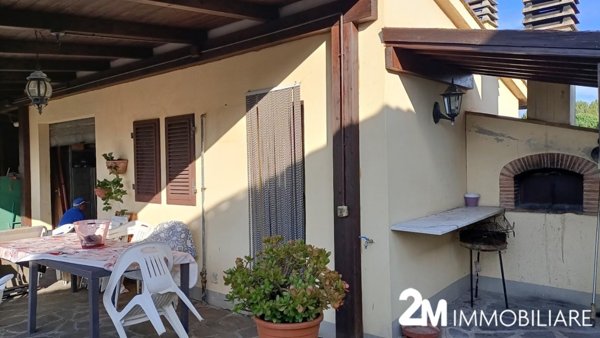 casa indipendente in vendita a San Giuliano Terme in zona Arena-Metato