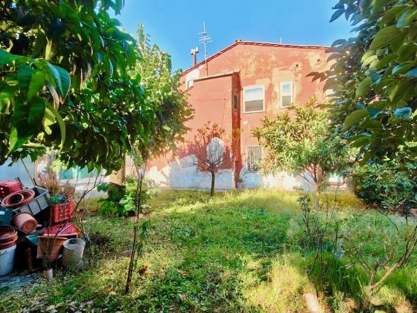 casa indipendente in vendita a San Giuliano Terme in zona Pontasserchio