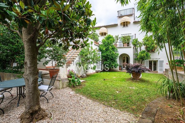 casa indipendente in vendita a San Giuliano Terme