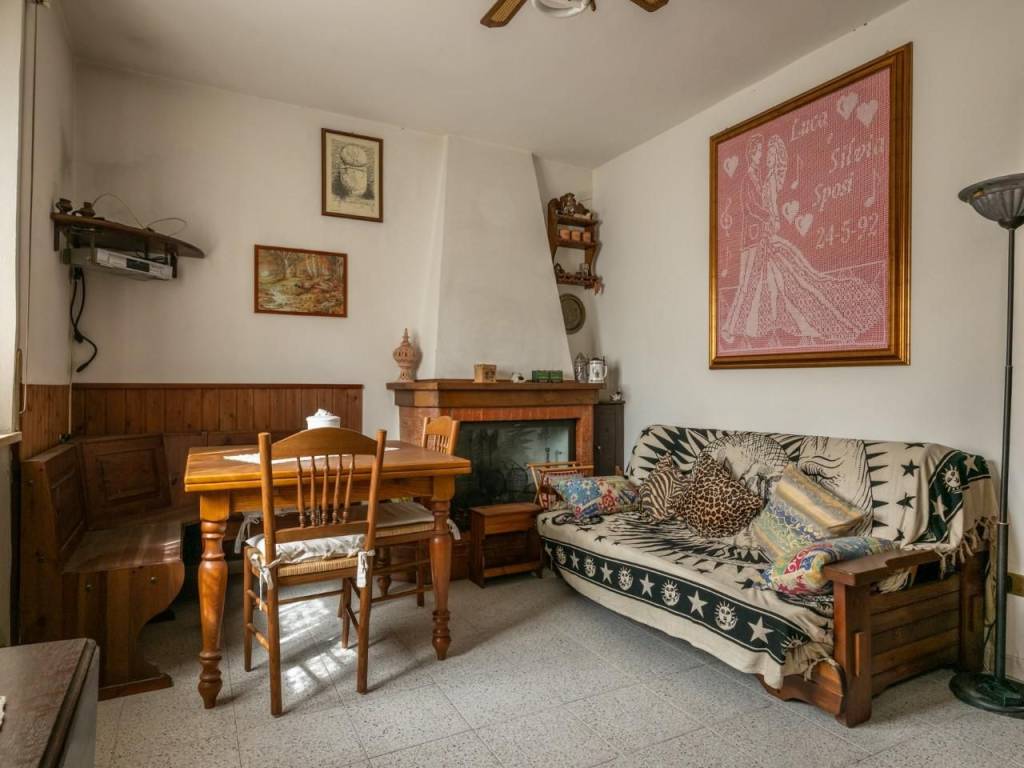 casa indipendente in vendita a San Giuliano Terme in zona Pappiana
