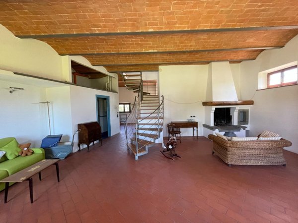 casale in vendita a San Giuliano Terme in zona Ghezzano