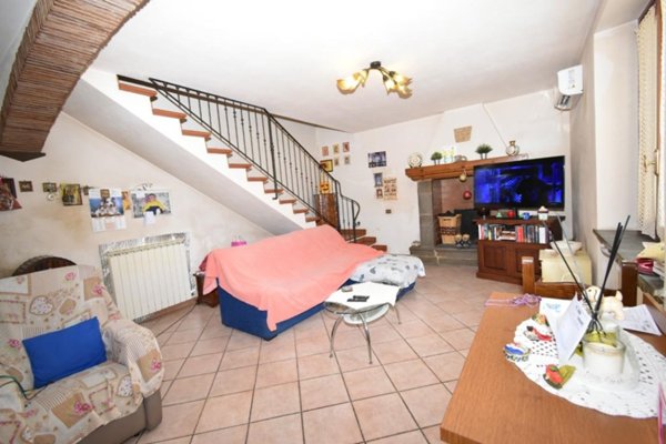 casa indipendente in vendita a San Giuliano Terme in zona Pappiana