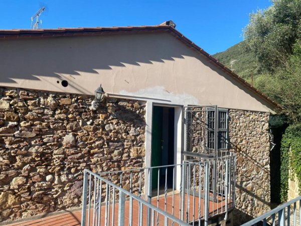 casa indipendente in vendita a San Giuliano Terme in zona Rigoli