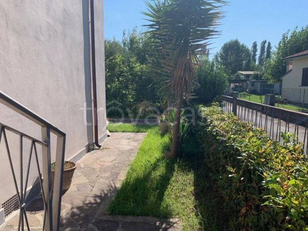 appartamento in vendita a San Giuliano Terme in zona Madonna dell'Acqua