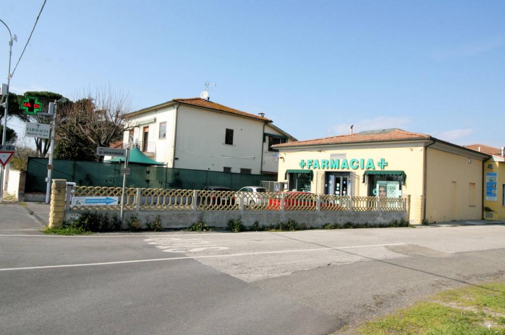 casa indipendente in vendita a San Giuliano Terme in zona Madonna dell'Acqua
