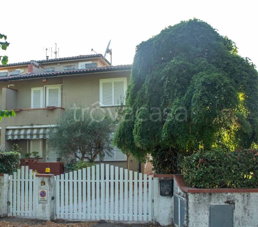 casa indipendente in vendita a San Giuliano Terme