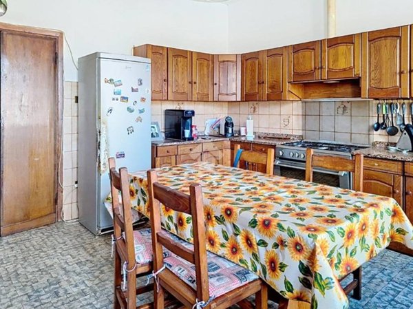 casa indipendente in vendita a San Giuliano Terme in zona Campo