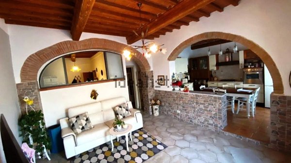 appartamento in vendita a San Giuliano Terme in zona Orzignano