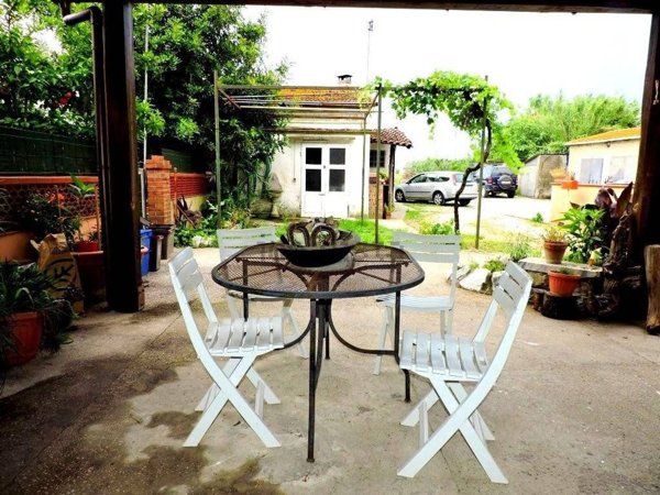 casa indipendente in vendita a San Giuliano Terme