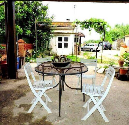 casa indipendente in vendita a San Giuliano Terme