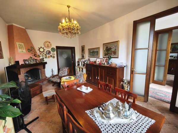 casa indipendente in vendita a San Giuliano Terme in zona Colignola