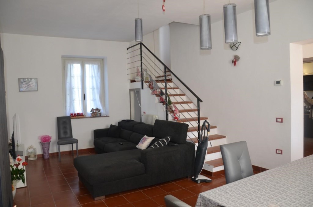 casa indipendente in vendita a San Giuliano Terme in zona Pontasserchio