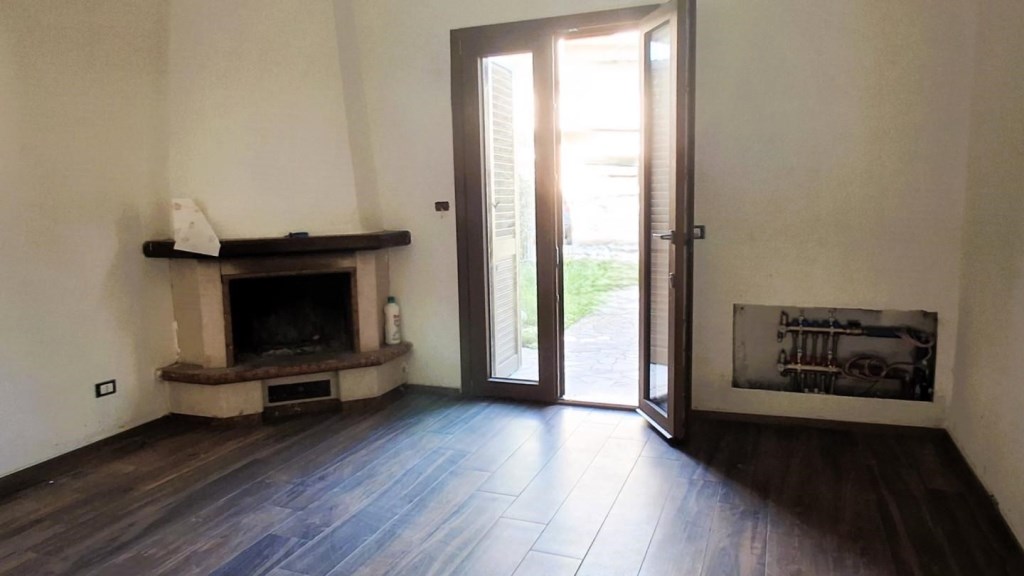 casa indipendente in vendita a San Giuliano Terme in zona Pontasserchio