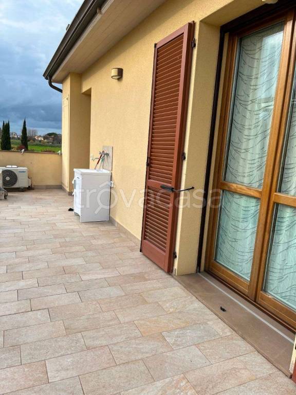 appartamento in vendita a San Giuliano Terme in zona Gello