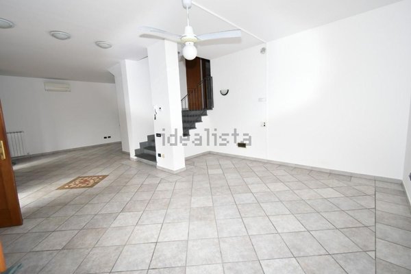 casa indipendente in vendita a San Giuliano Terme in zona Pontasserchio