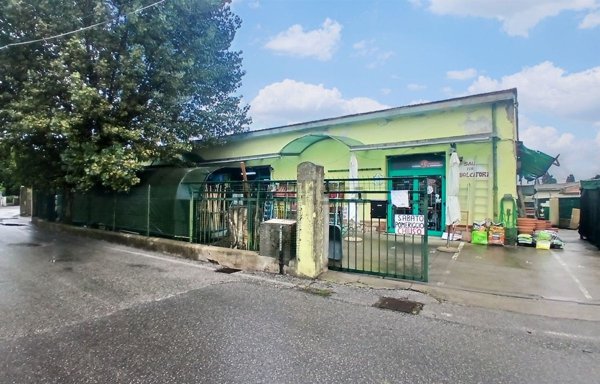 capannone in vendita a San Giuliano Terme