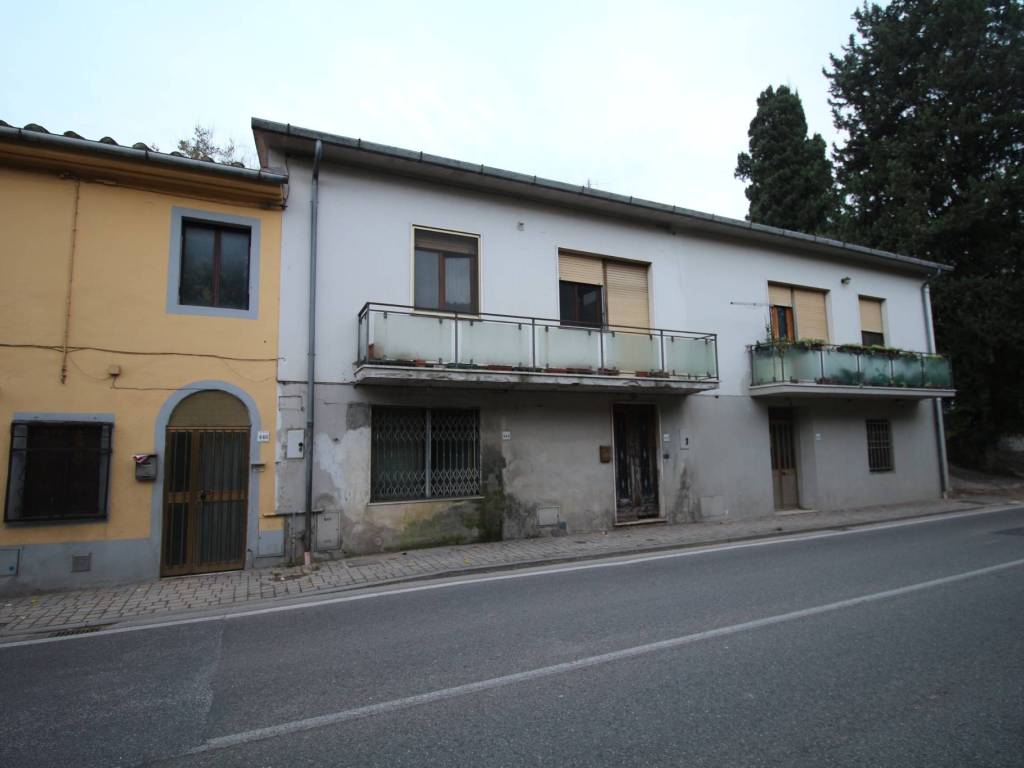 casa indipendente in vendita a San Giuliano Terme in zona Colignola