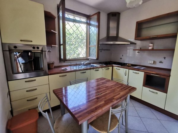 casa indipendente in vendita a San Giuliano Terme