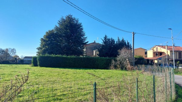casa indipendente in vendita a San Giuliano Terme in zona Pontasserchio