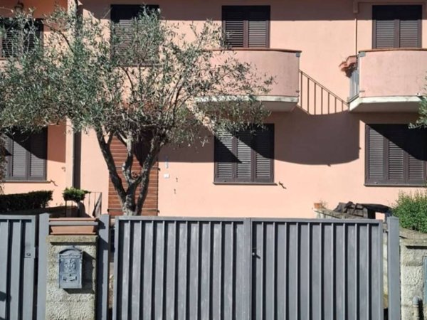 casa indipendente in vendita a San Giuliano Terme in zona Gello