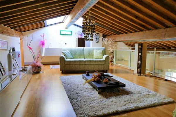 appartamento in vendita a San Giuliano Terme in zona Gello