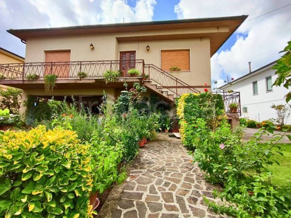 casa indipendente in vendita a San Giuliano Terme